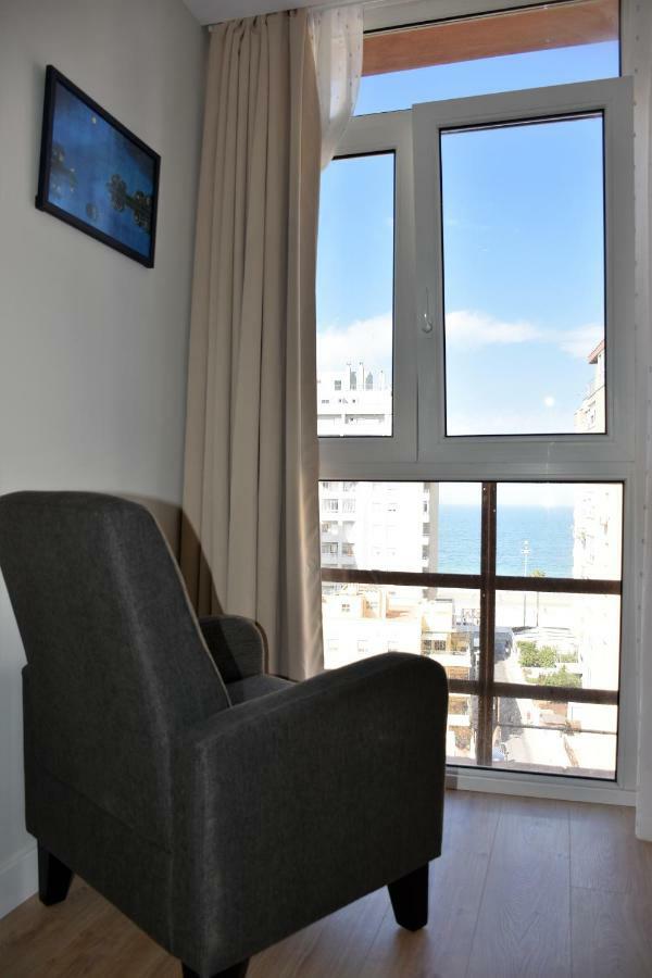 Sweet Velázquez Apto. zona Playa Victoria Appartement Cádiz Buitenkant foto